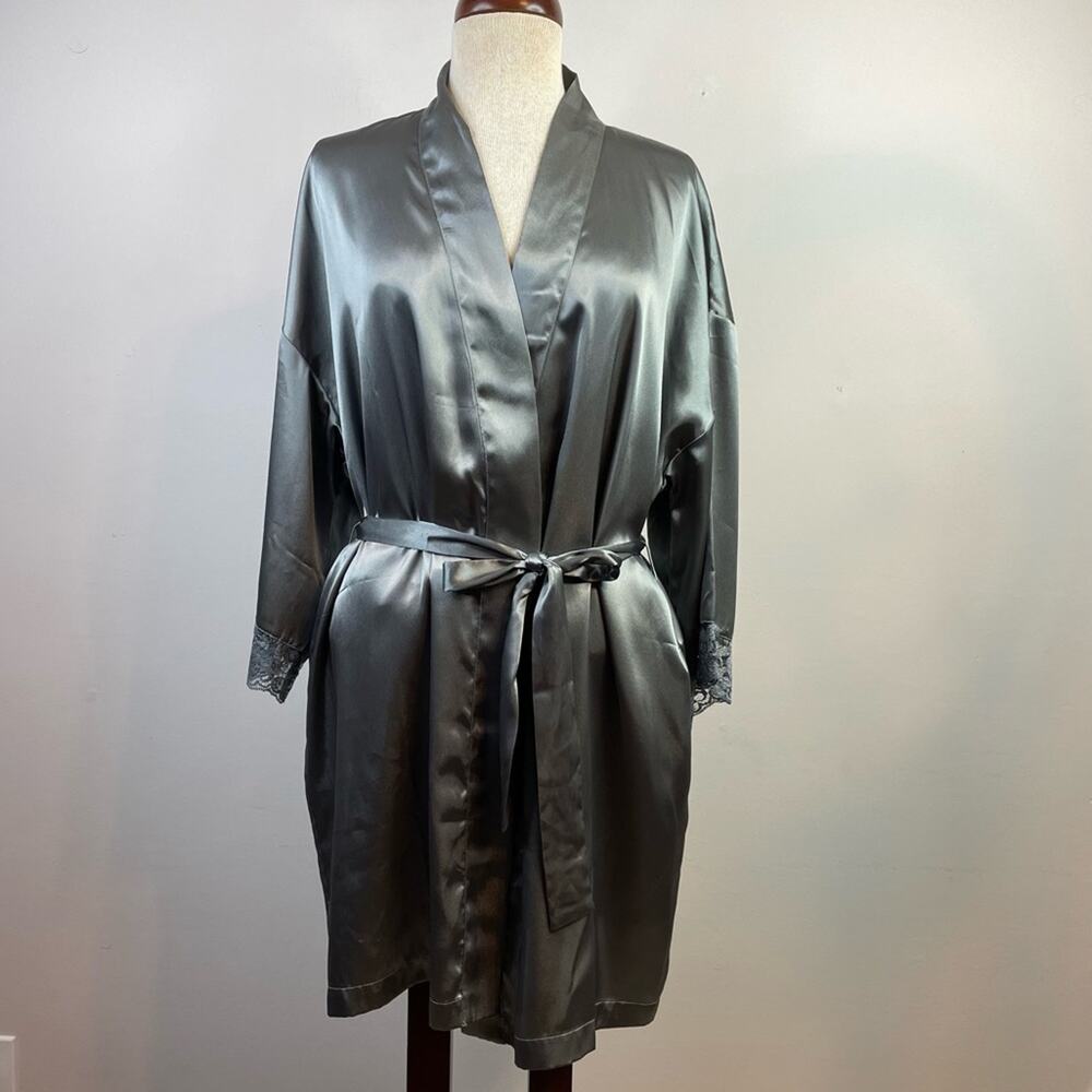 Vintage 90s Y2K Victorias Secret Gray Satin Silky Lace Trim Robe Lingerie M